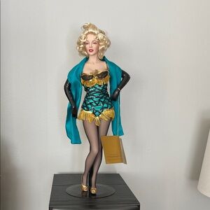 Franklin Mint Marilyn Monroe Porcelain Doll